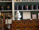 the%20niagara%20apothecary%20-%20niagara%20falls%202006%20%20-041_edited-4.jpg